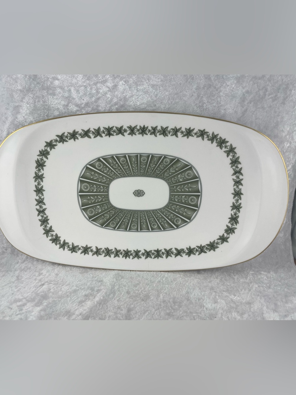 Spode Provence China White and Green Gold-Trim Oval Serving Platter